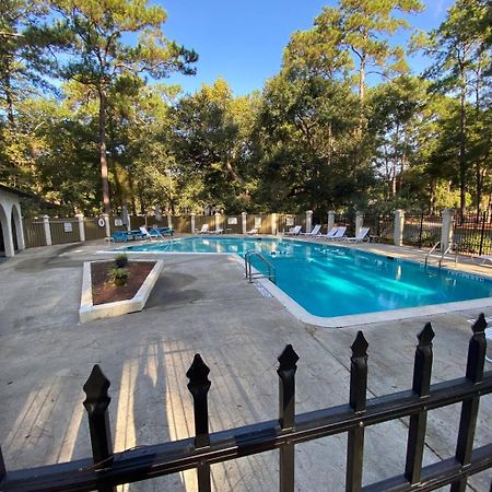 #111 Elaborate Condo Ideal Location 2Brm/2 Parking Hilton Head Island Exteriér fotografie