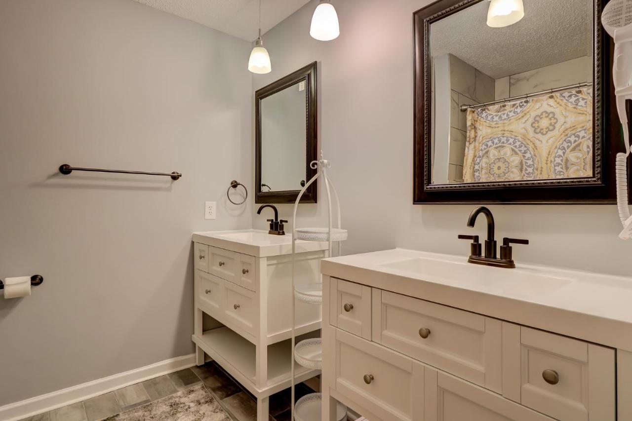 #111 Elaborate Condo Ideal Location 2Brm/2 Parking Hilton Head Island Exteriér fotografie